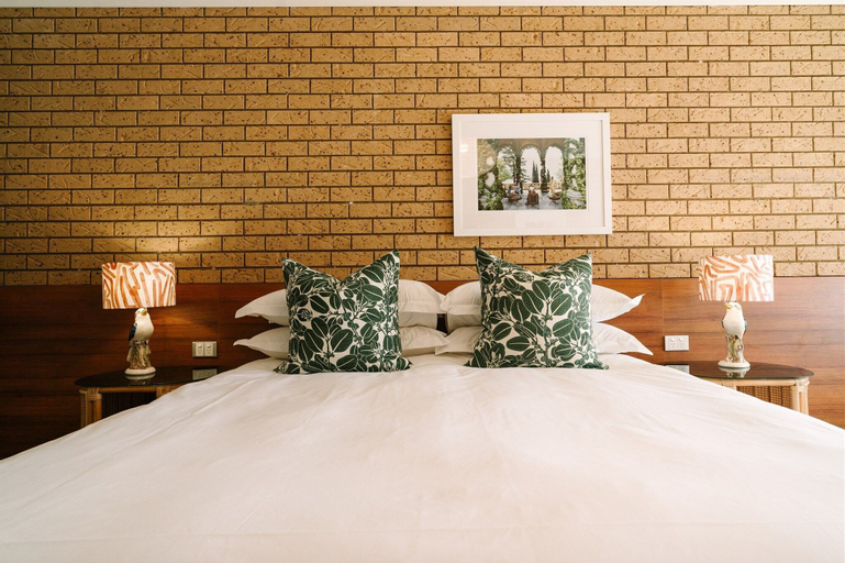 Bedroom 8