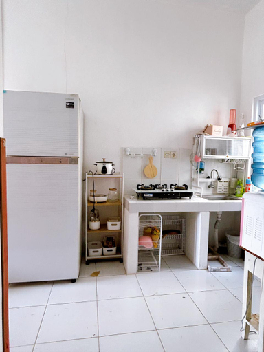 Others 3, Premier Inn Homestay, Sleman