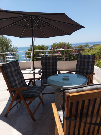 Balcony/terrace 3, Amazing villa Galeb in Murter, Murter