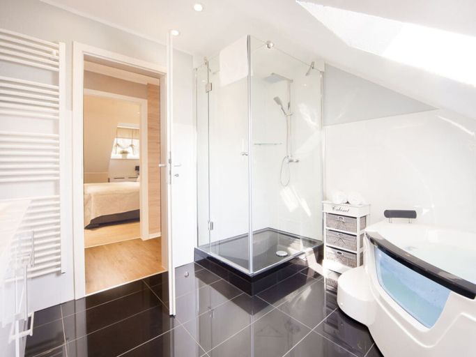 Bathroom 5, Holiday Apartment Crystal Lodge, Harz
