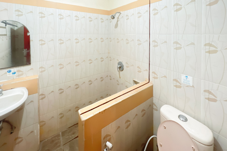 Bathroom 2