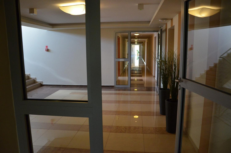 Public Area 2, Obiekt Tatar - Uslugi Hotelarskie, Rawa
