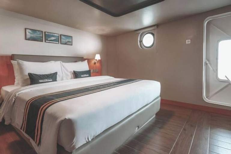 Bedroom 11
