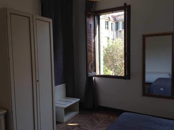 Bedroom 3, Corte Loredana Only adult - No Housekeeping, Venezia