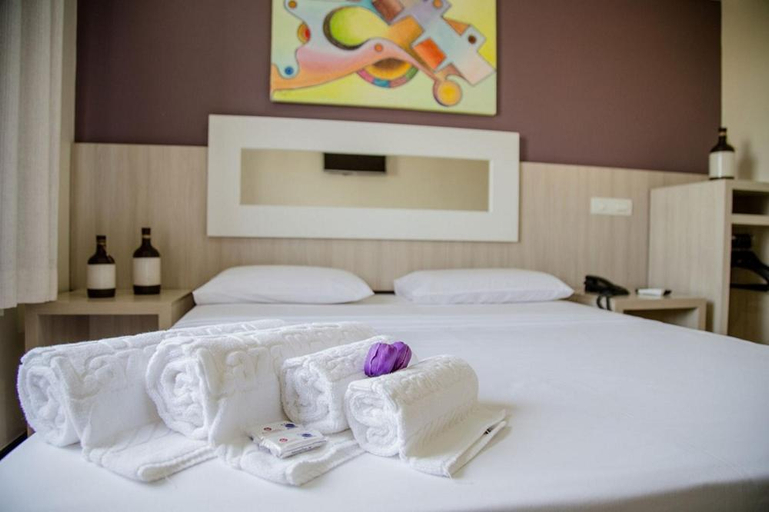 Bedroom 2, Eunapolis Plaza Hotel, Eunápolis