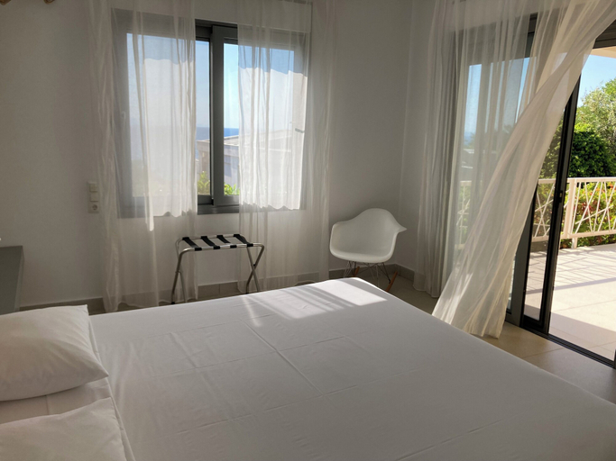 Bedroom 3, Mare Dei Suite Hotel Ionian Resort, West Greece