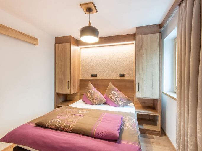 Others 4, Apartment in Umhausen With Garden and Barbecue, Imst