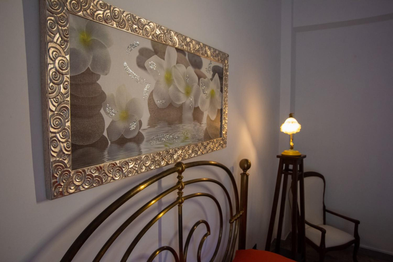 Others 4, B&B Palazzo Armini, Cosenza