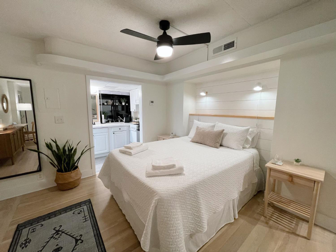 Just Shy of the Bridge - Waterway Condo 110, New Hanover