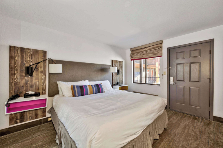 Bedroom 9