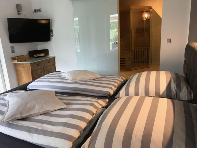 Bedroom 3, Holiday Apartment Summer Breeze, Ammerland