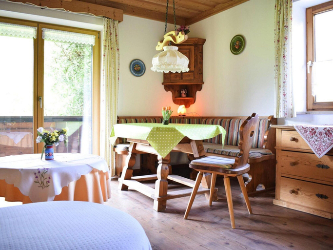 Dining 2, Balcony Bliss at Bavaria, Berchtesgadener Land