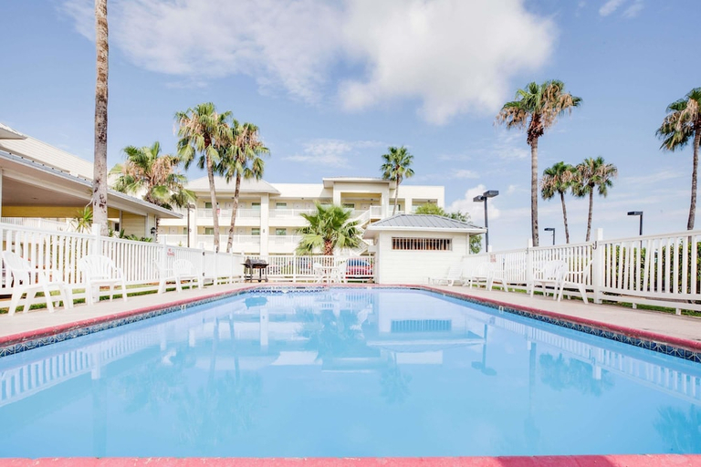 Sport & Beauty 4, Motel6 Corpus Christi, TX - North, Nueces