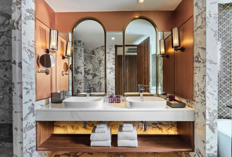 Bathroom 12