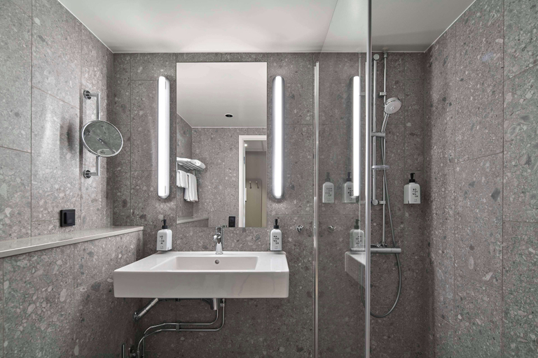 Bathroom 4, Scandic Sodra Kajen, Stockholm