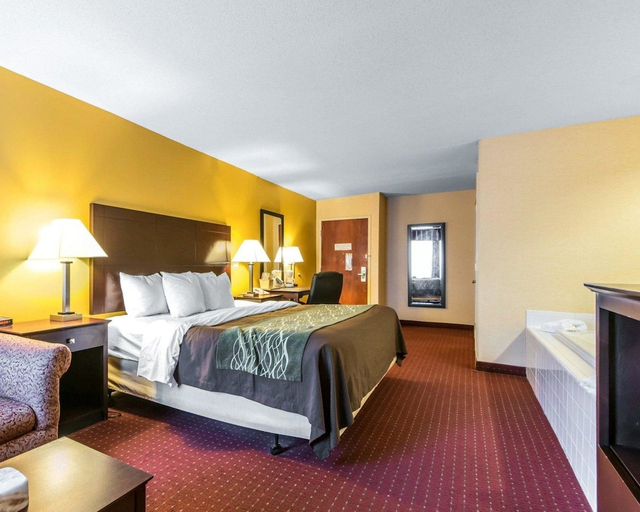 Bedroom 2, Quality Inn Dry Ridge, Grant