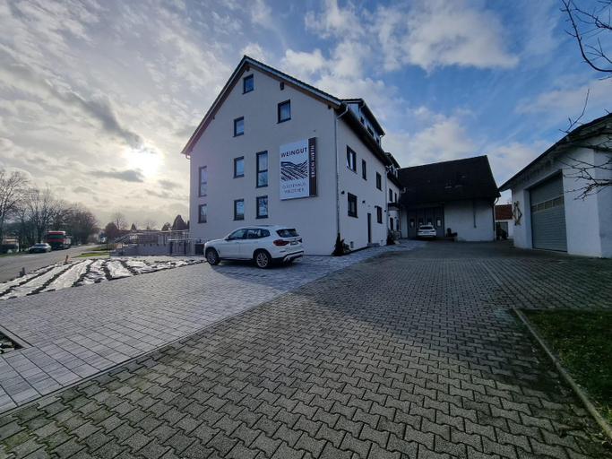 Others 5, Gastehaus und Weingut Erich Hirth, Heilbronn