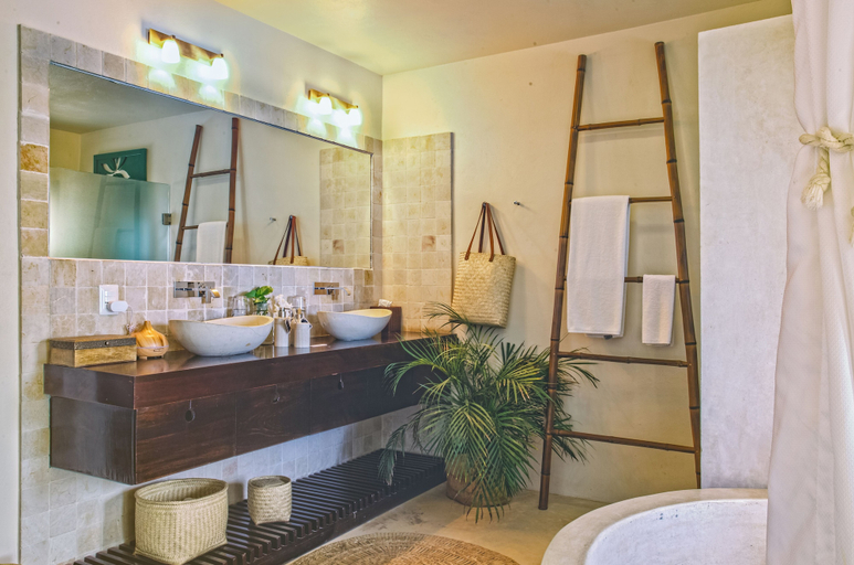 Bathroom 4, Mezzanine by La Zebra, an SLH Hotel, Cozumel