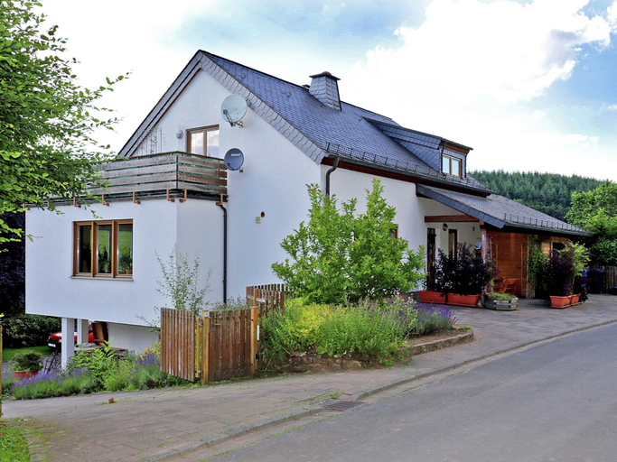 Exterior & Views, Comfortable Holiday Home in Quiet, Eifelkreis Bitburg-Prüm