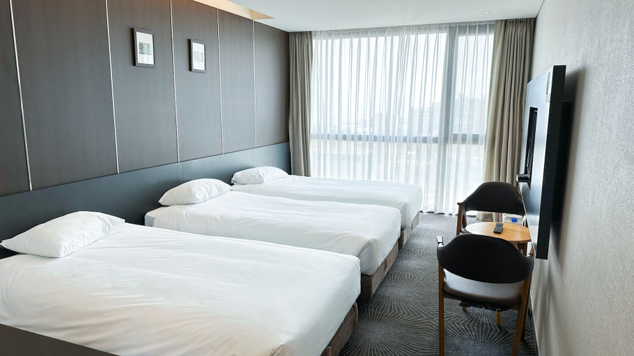 Bedroom 2, Hotel Golden Daisy Seogwipo Ocean, Seogwipo