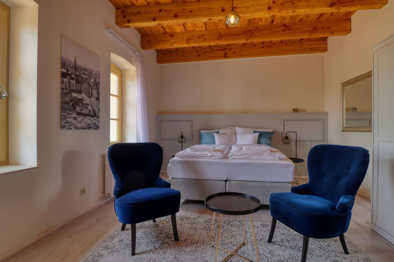 3, Manna Villa, Eger