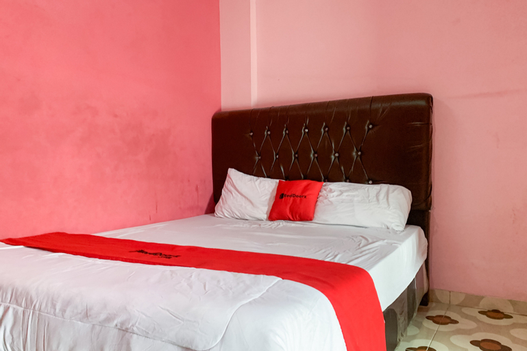 Bedroom 13