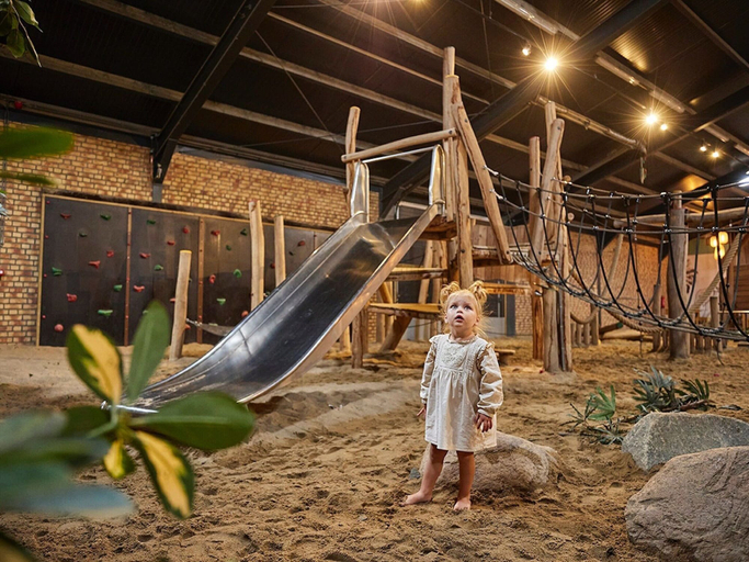 Property grounds 2, Comfortable Child-friendly Villa, in Limburg, Roggel en Neer