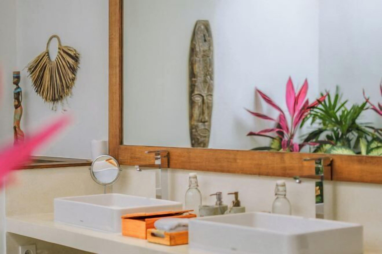 Bathroom 17