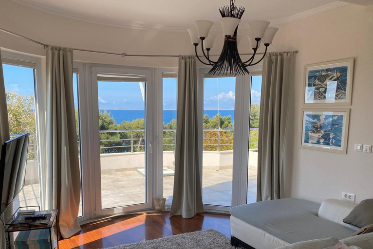 View 2, Amazing villa Galeb in Murter, Murter