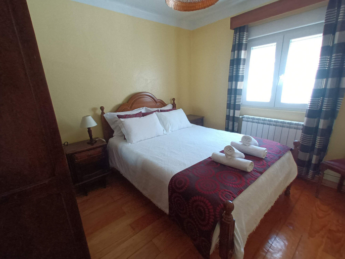 Bedroom 3, Casas do Castelo, Seia