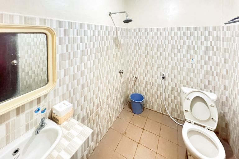 Bathroom 3