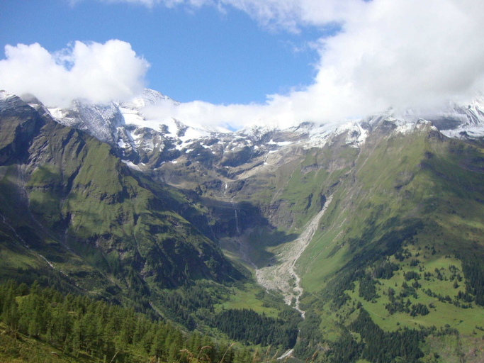 Others 4, Apartment in Leogang near Ski Slopes, Zell am See