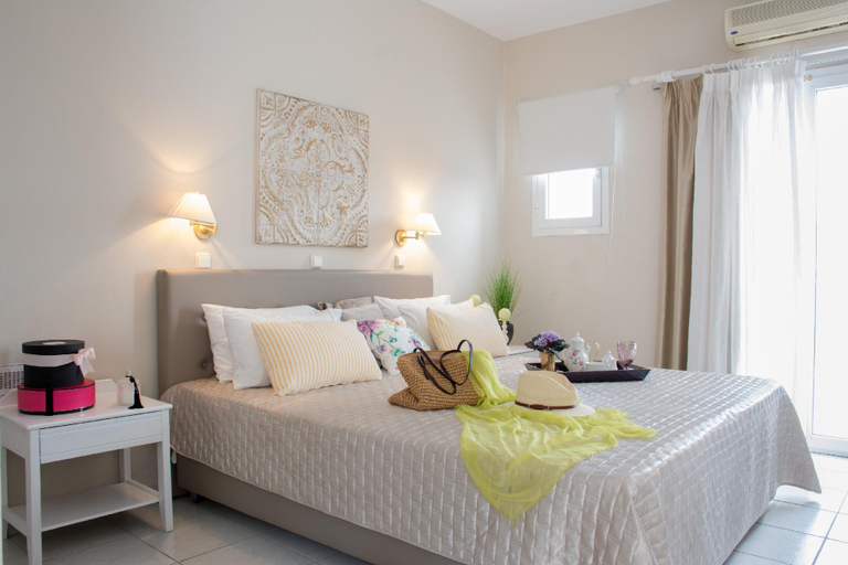 Bedroom 5, Windmill Apartments 2, Crete