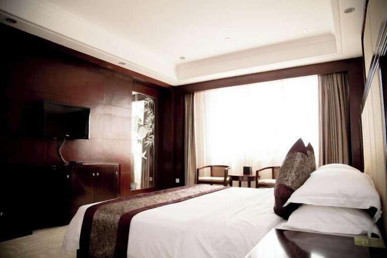 Bedroom 3, Huatai Hotel, Tianmen