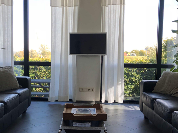 Others 3, Modern Villa With a Nice Terrace, at the Marina, Buren