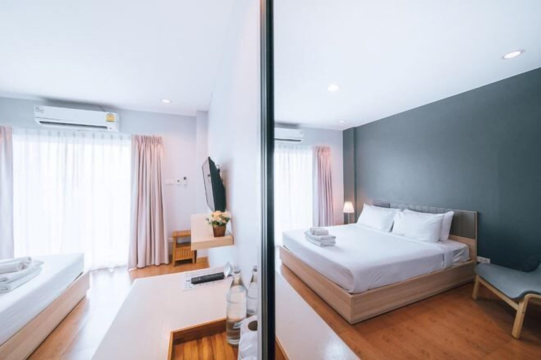 Bedroom 27