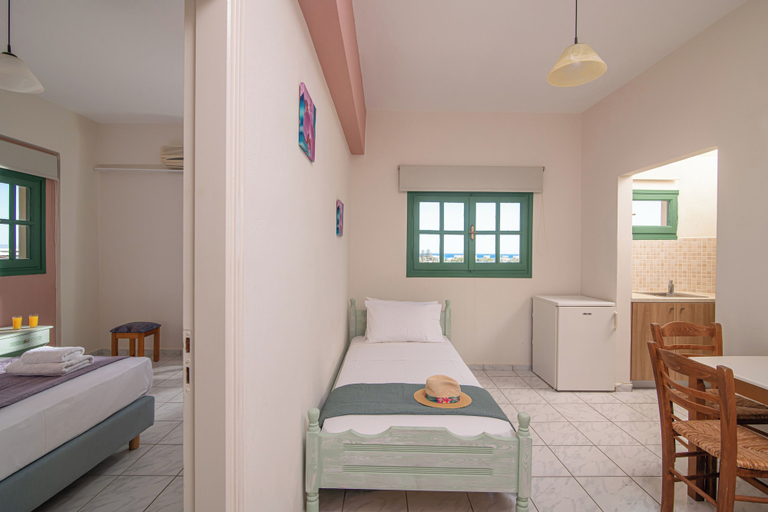 Bedroom 2, Portokali Apartments, Crete