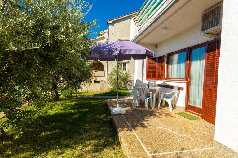 Others 3, Apartments with parking space Njivice, Krk - 20548, Malinska-Dubašnica
