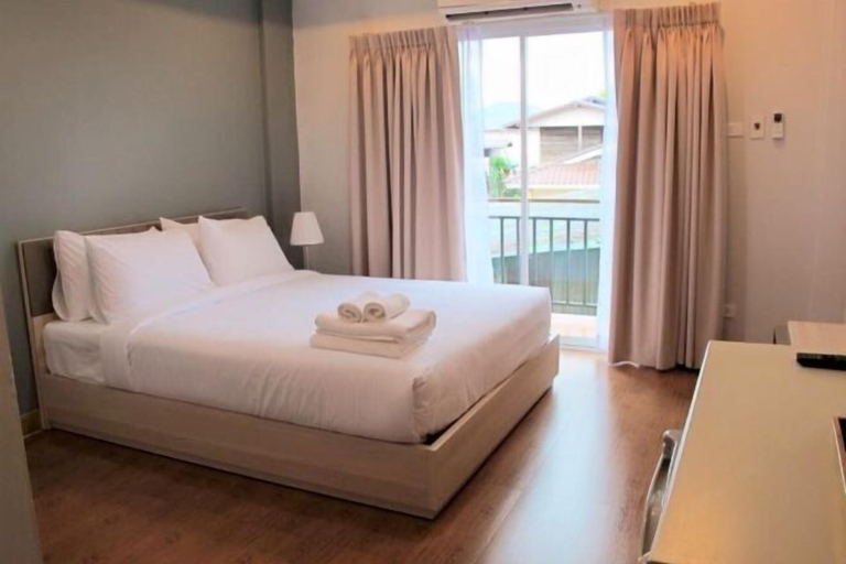 Bedroom 16