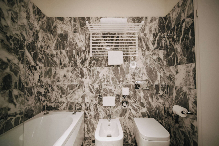 Bathroom 4, Hotel Vis a Vis, Trieste
