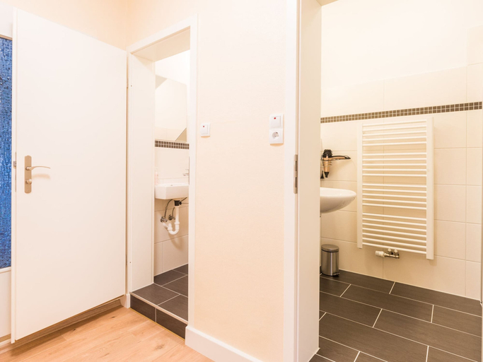 Bathroom 3, Holiday Home With Private Terrace, Goslar