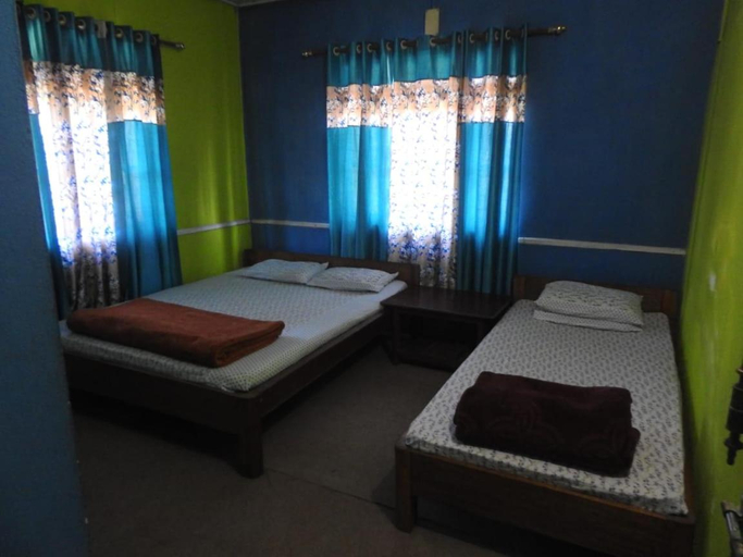 Bedroom 2, Latpanchor Homestay, Darjiling