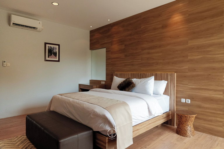 Bedroom 21