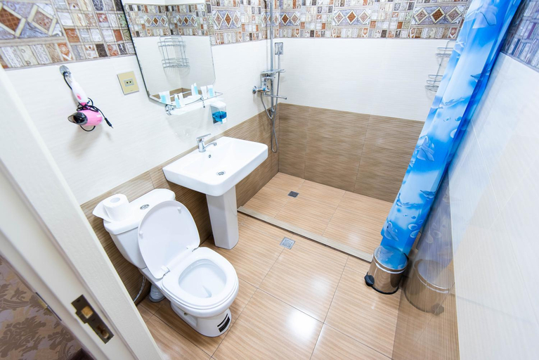 Bathroom 4, Damla Hotel Baku, Baku