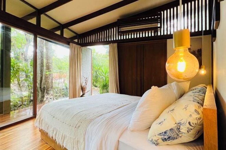 Bedroom 15
