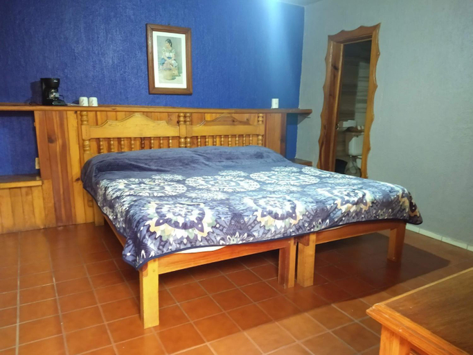 Bedroom, Hotel Plaza Mazamitla, Mazamitla