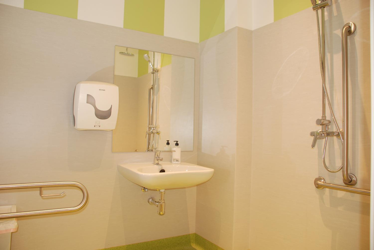 Others 2, Albergue Xabarin, Lugo