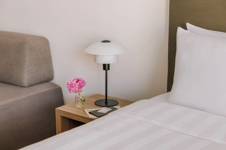 Bedroom 30