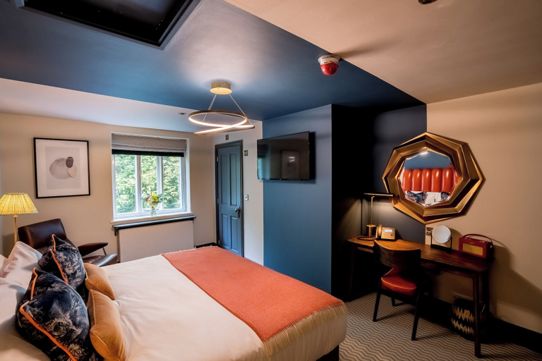 Bedroom 2, Ingleside House, Gloucestershire