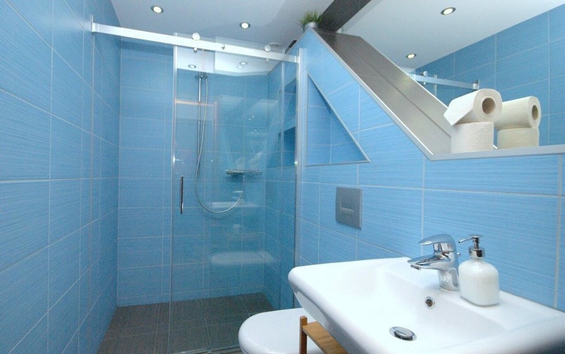 Bathroom 4, IRS ROYAL APARTMENTS – IRS Morenowe Wzgórza, Gdańsk City